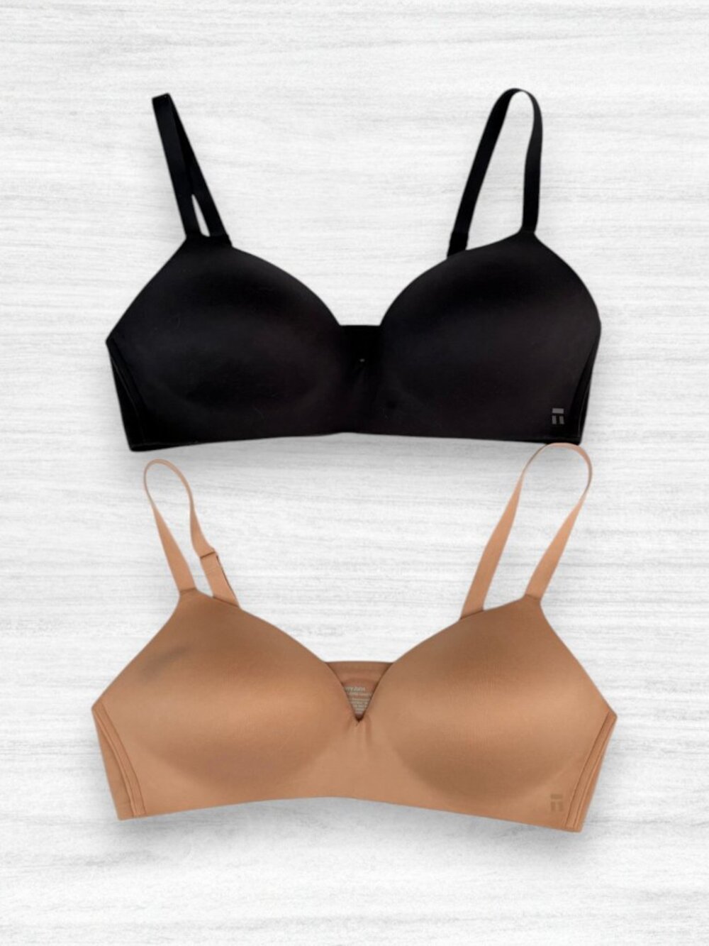 Tommy John Second Skin Wireless Bra Lot of 2 Black Nude 38C Lightly Lined